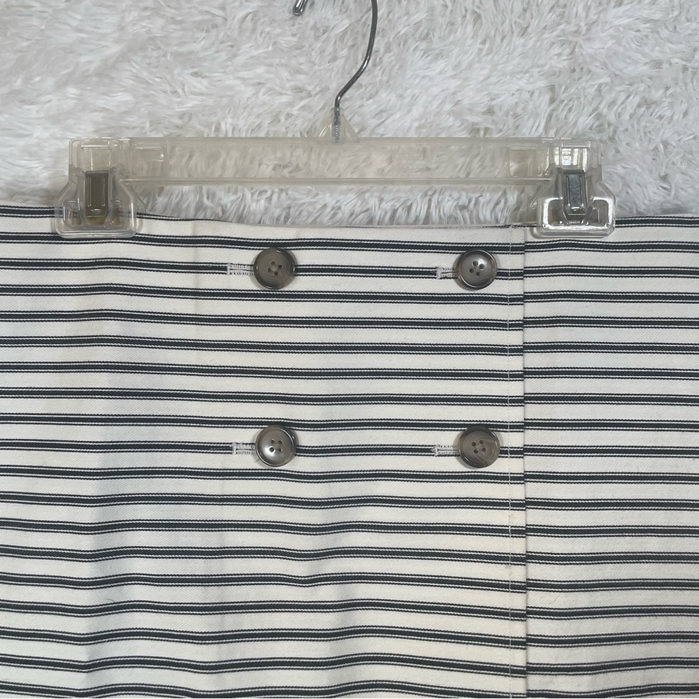 Ann Taylor LOFT Skirt - Picture 2 of 7